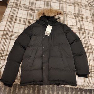 Canada goose Carson parka. Mens black